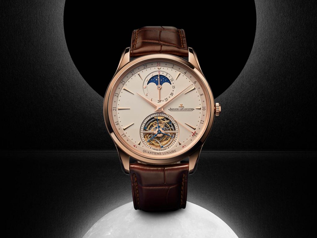 The 18k rose gold fake watch has a moon phase.